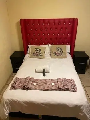 Tek Büyük Yataklı Oda, 1 Büyük (Queen) Boy Yatak