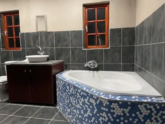 Standard Tek Büyük Yataklı Oda, 1 Yatak Odası, Özel Banyo, Zemin Kat