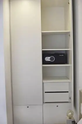 Superior Apart Daire, 1 Büyük (Queen) Boy Yatak ve Çekyat, Küçük Mutfak, Şehir Manzaralı