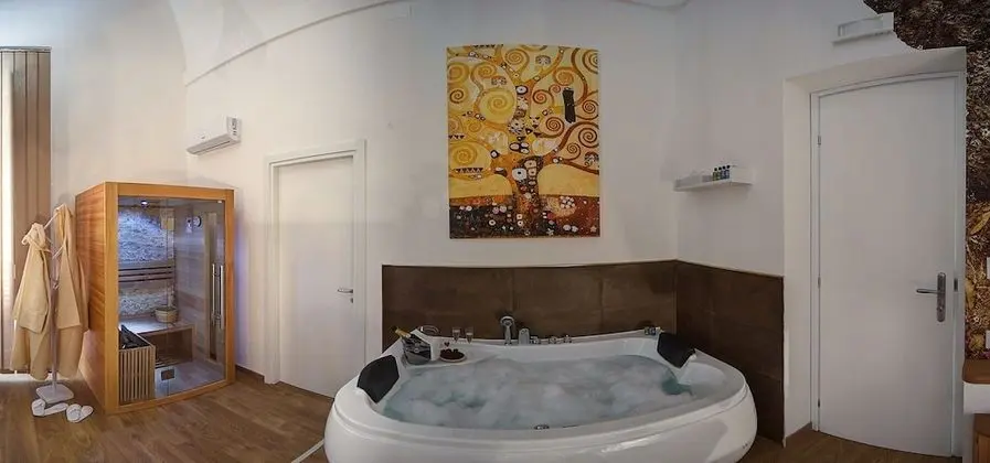 Romantic Tek Büyük Yataklı Oda