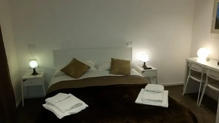 Comfort Tek Büyük Yataklı Oda