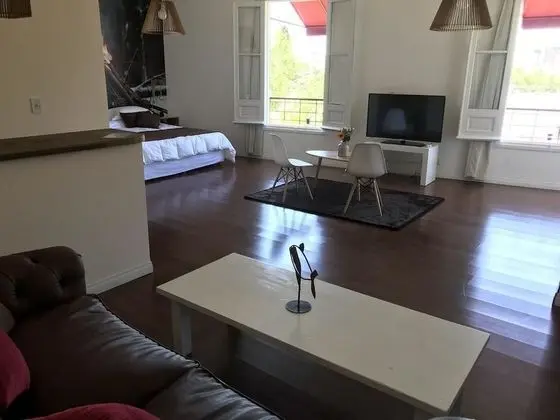Tek Büyük Yataklı Oda, Sıcak Su Küveti