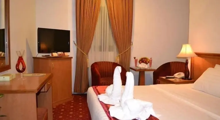 Tek Büyük Yataklı Oda