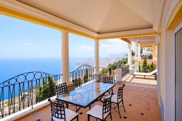 Three Bedroom Villa with Private Pool