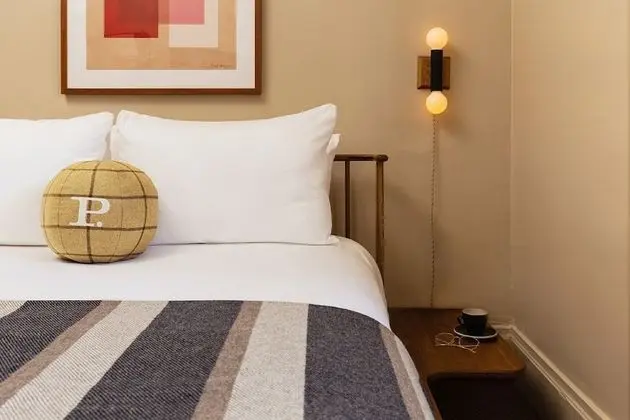 Süit, Birden Çok Yatak (The Two Bedroom)