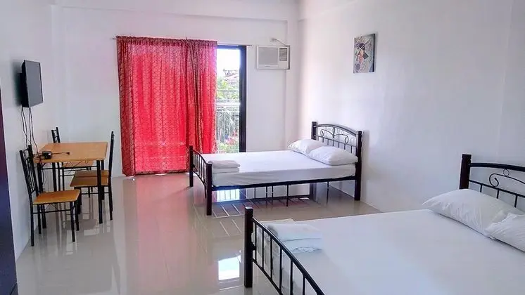 Deluxe Stüdyo, 2 Büyük (Queen) Boy Yatak, Küçük Mutfak, Şehir Manzaralı