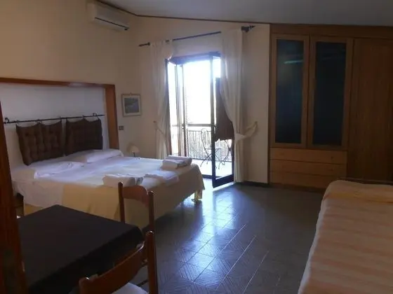 Dört Kişilik Oda, Teras