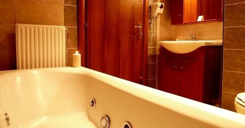 Apart Daire (Split Level with Fireplace & Spa Bath)