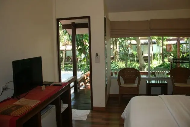 Villa, Garden Area