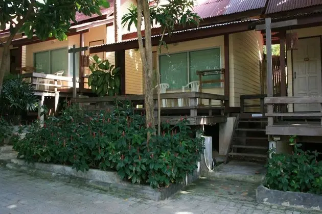 Villa, Garden Area