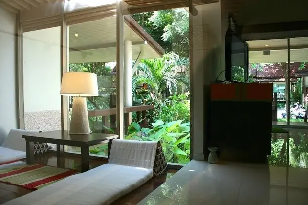 Suite with living room