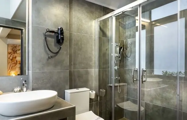 Junior Tek Büyük Yataklı Oda, 1 Büyük (Queen) Boy Yatak, Şehir Manzaralı