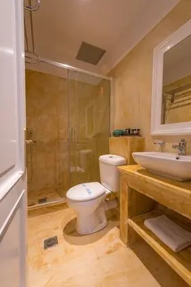 Comfort Tek Büyük Yataklı Oda, Şehir Manzaralı