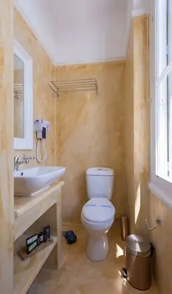 Superior Tek Büyük Yataklı Oda, Balkon, Park Manzaralı