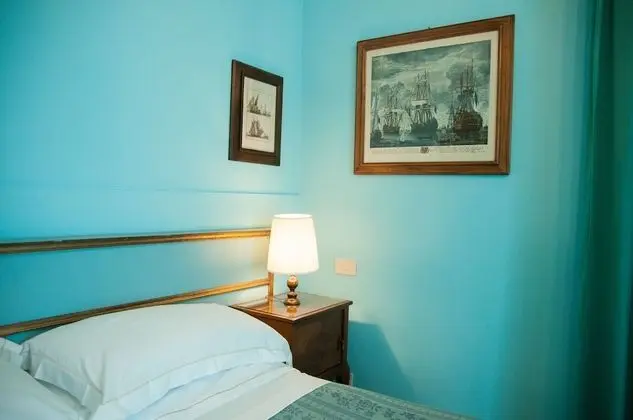 Classic Tek Büyük veya İki Ayrı Yataklı Oda, Balkon, Deniz Manzaralı