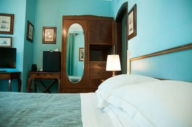 Classic Tek Büyük veya İki Ayrı Yataklı Oda, Balkon, Deniz Manzaralı