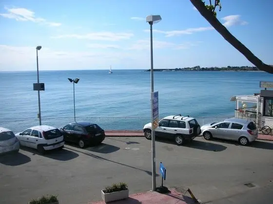 Classic Tek Büyük veya İki Ayrı Yataklı Oda, Balkon, Deniz Manzaralı