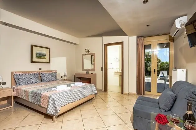 Villa, 5 Yatak Odası, Sigara İçilebilir, Şömine