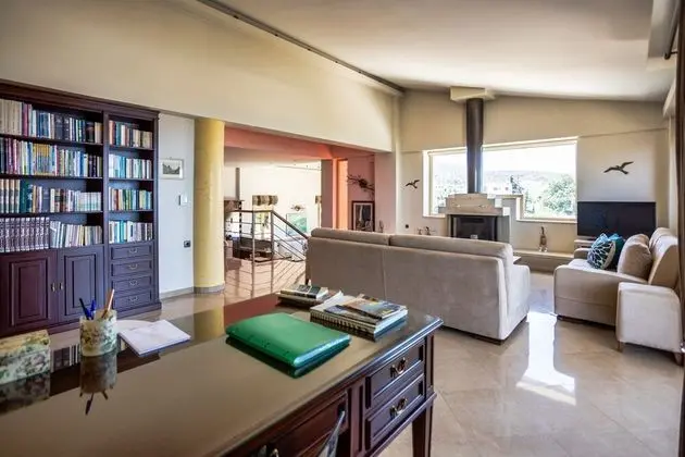 Villa, 5 Yatak Odası, Sigara İçilebilir, Şömine