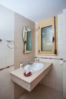 Villa, 5 Yatak Odası, Sigara İçilebilir, Şömine