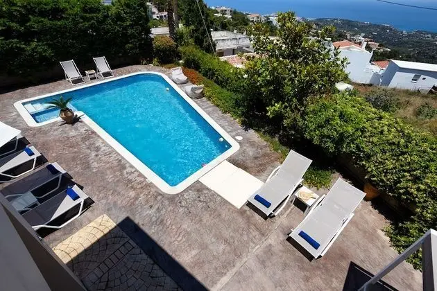 Villa, 5 Yatak Odası, Sigara İçilebilir, Şömine