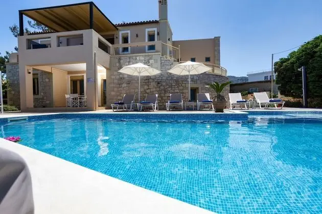 Villa, 5 Yatak Odası, Sigara İçilebilir, Şömine