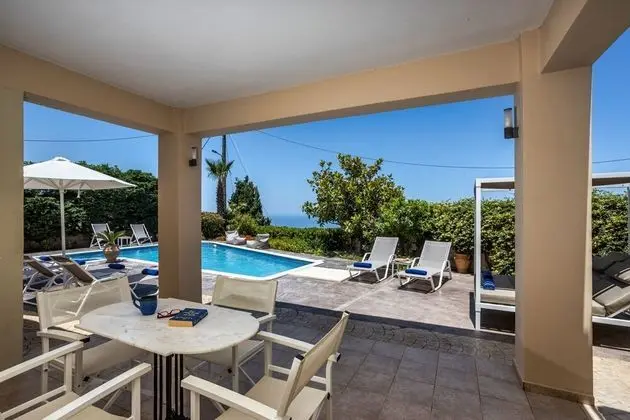 Villa, 5 Yatak Odası, Sigara İçilebilir, Şömine