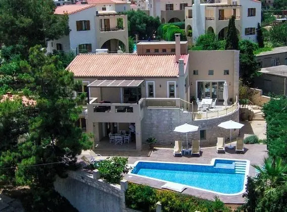 Villa, 5 Yatak Odası, Sigara İçilebilir, Şömine