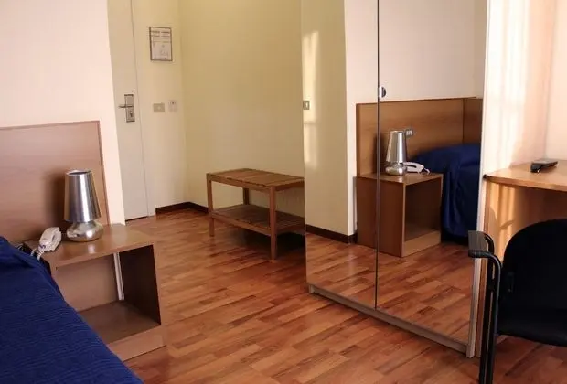 Tek Kişilik Oda