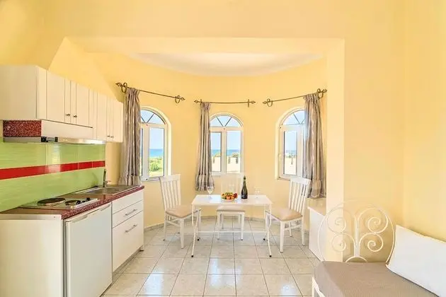 Suite, Sea view