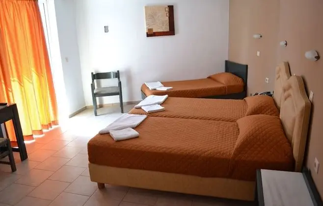 Üç Kişilik Oda (2 adults + children)