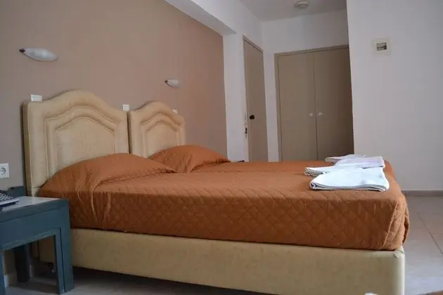 Üç Kişilik Oda (2 adults + children)
