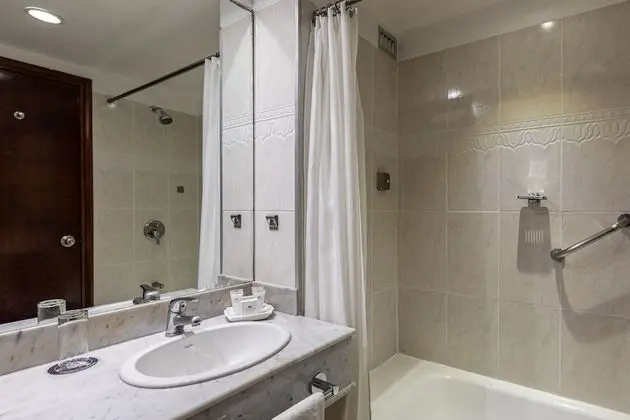 Standard Oda, 2 Çift Kişilik Yatak