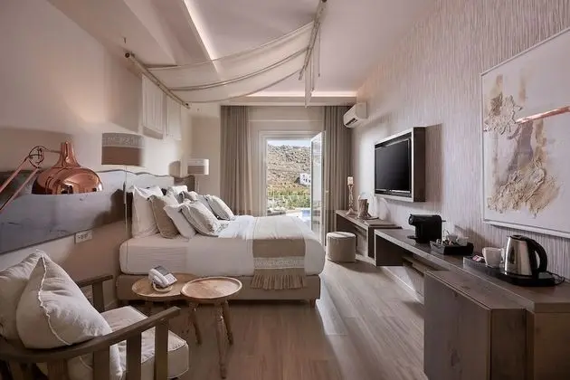 Luxury Tek Büyük Yataklı Oda, Kişiye Özel Havuzlu
