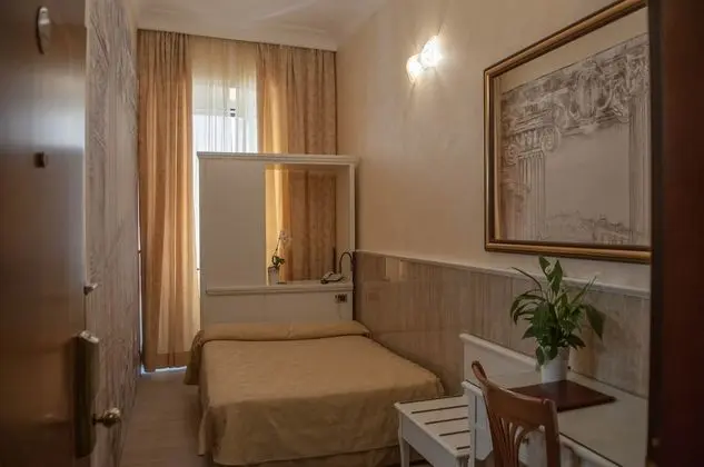 Tek Kişilik Oda