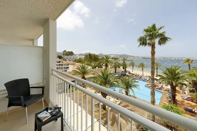 Deluxe Tek Büyük Yataklı Oda (Single use, Seafront view)