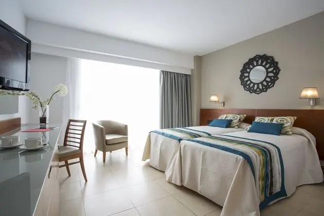 Deluxe Tek Büyük Yataklı Oda (Single use, Seafront view)