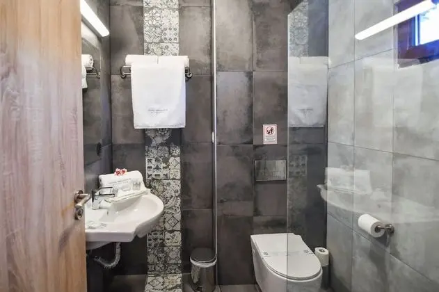 Süit, Havuz Manzaralı