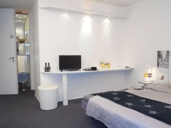 Standard Tek Büyük Yataklı Oda