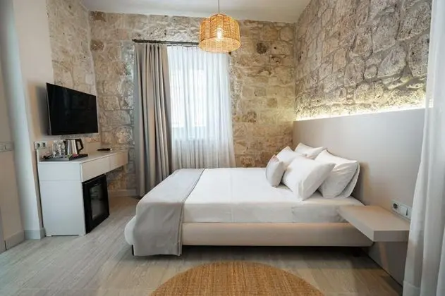 https://images.odamax.com/img/1024x768/odamax/image/upload/Palm_Ala_at__202605141926429__RUA6529.jpg