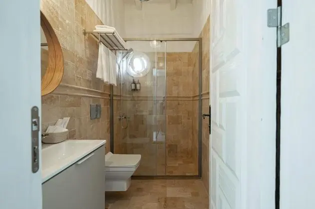 https://images.odamax.com/img/1024x768/odamax/image/upload/Palm_Ala_at__202605141936574__RUA6570.jpg