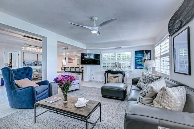 Daire (Palm Bay Club Bayside Closest to Gulf)