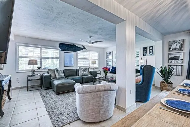 Daire (Palm Bay Club Bayside Closest to Gulf)