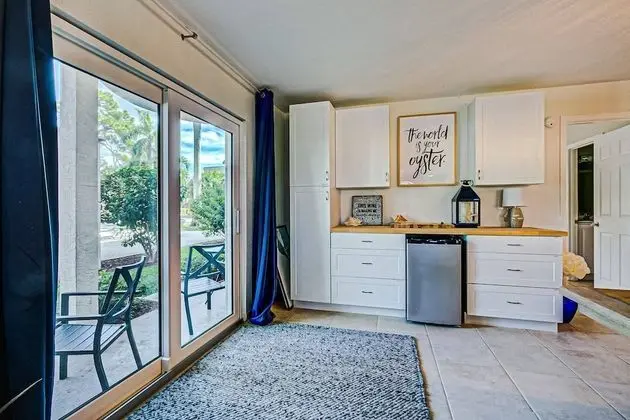 Daire (Palm Bay Club Bayside Closest to Gulf)