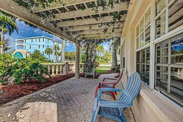 Daire (Palm Bay Club Bayside Closest to Gulf)