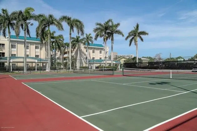 Daire (Palm Bay Club Bayside Closest to Gulf)
