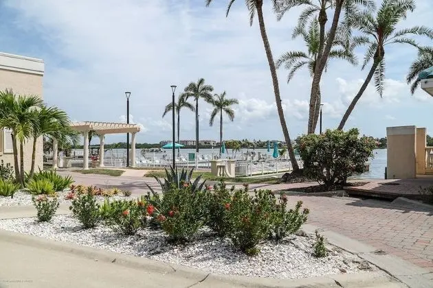 Daire (Palm Bay Club Bayside Closest to Gulf)