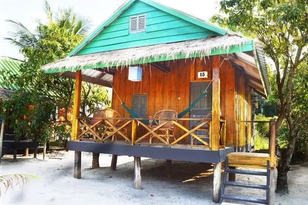 Family Beach Bungalow