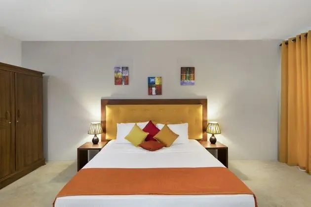 Deluxe Tek Büyük Yataklı Oda, 1 Çift Kişilik Yatak, Balkon, Bahçeli
