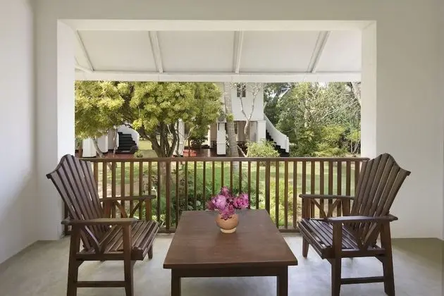Deluxe Tek Büyük Yataklı Oda, 1 Çift Kişilik Yatak, Balkon, Bahçeli